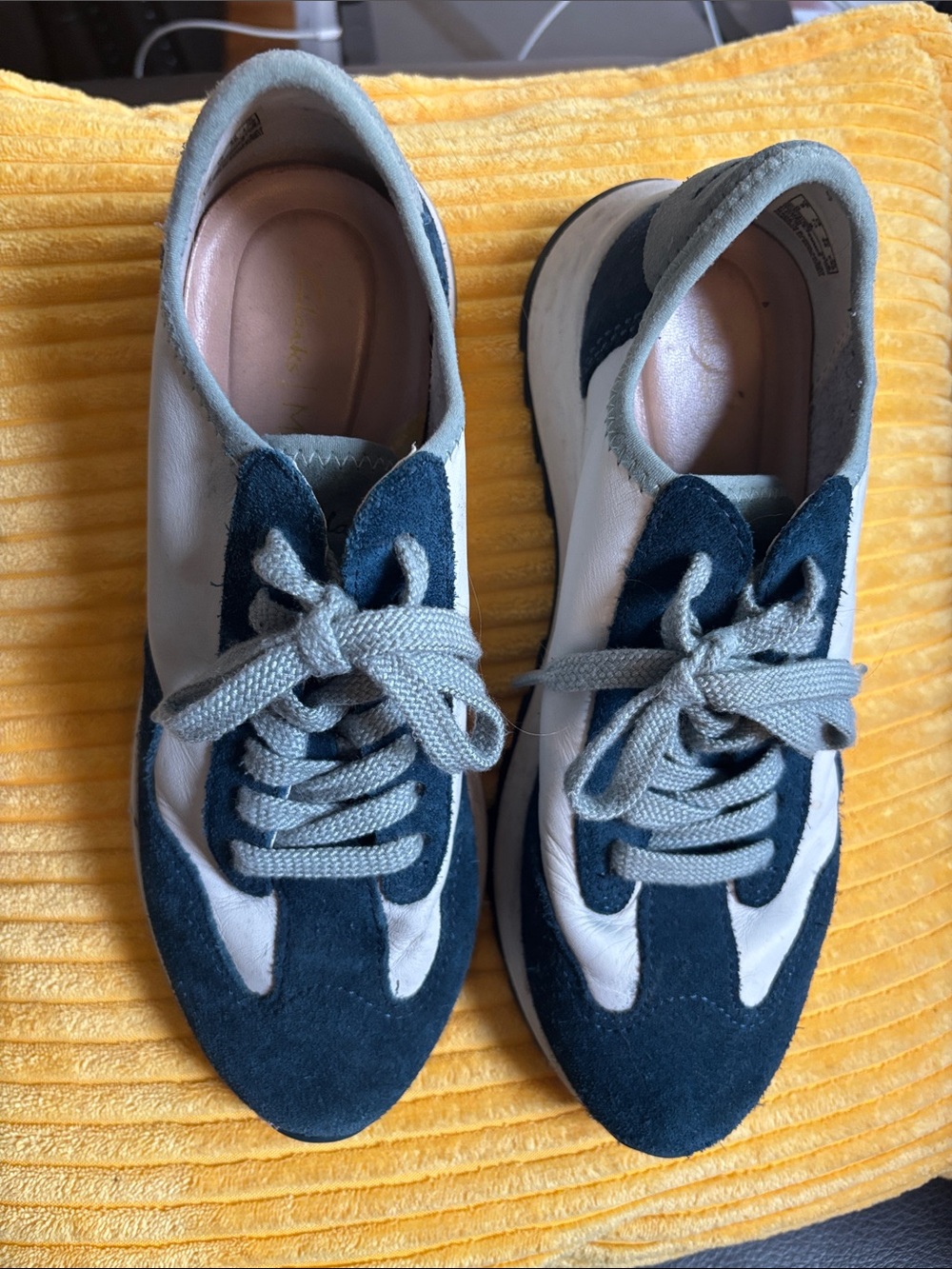 Clarks Navy and White Suede-Accent Lace-Up Sneakers
